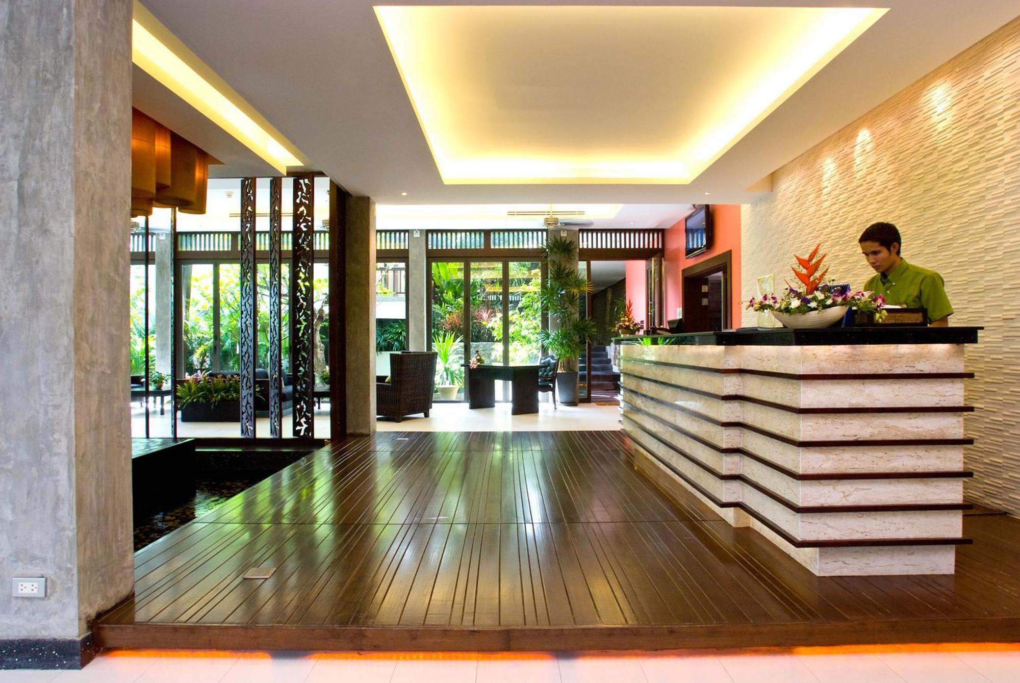 Hotel Club Wyndham Sea Pearl Phuket Patong Esterno foto