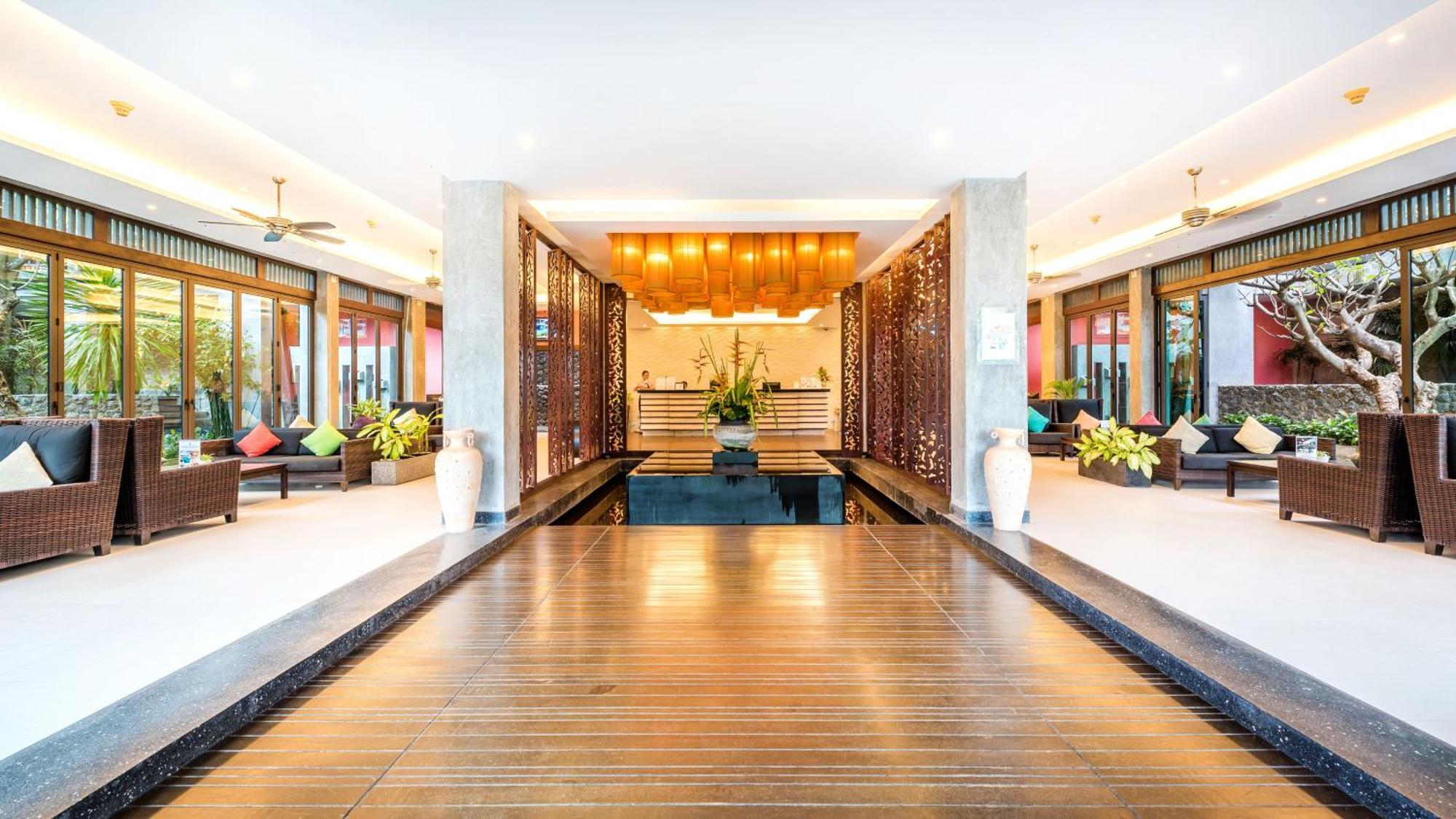 Hotel Club Wyndham Sea Pearl Phuket Patong Esterno foto
